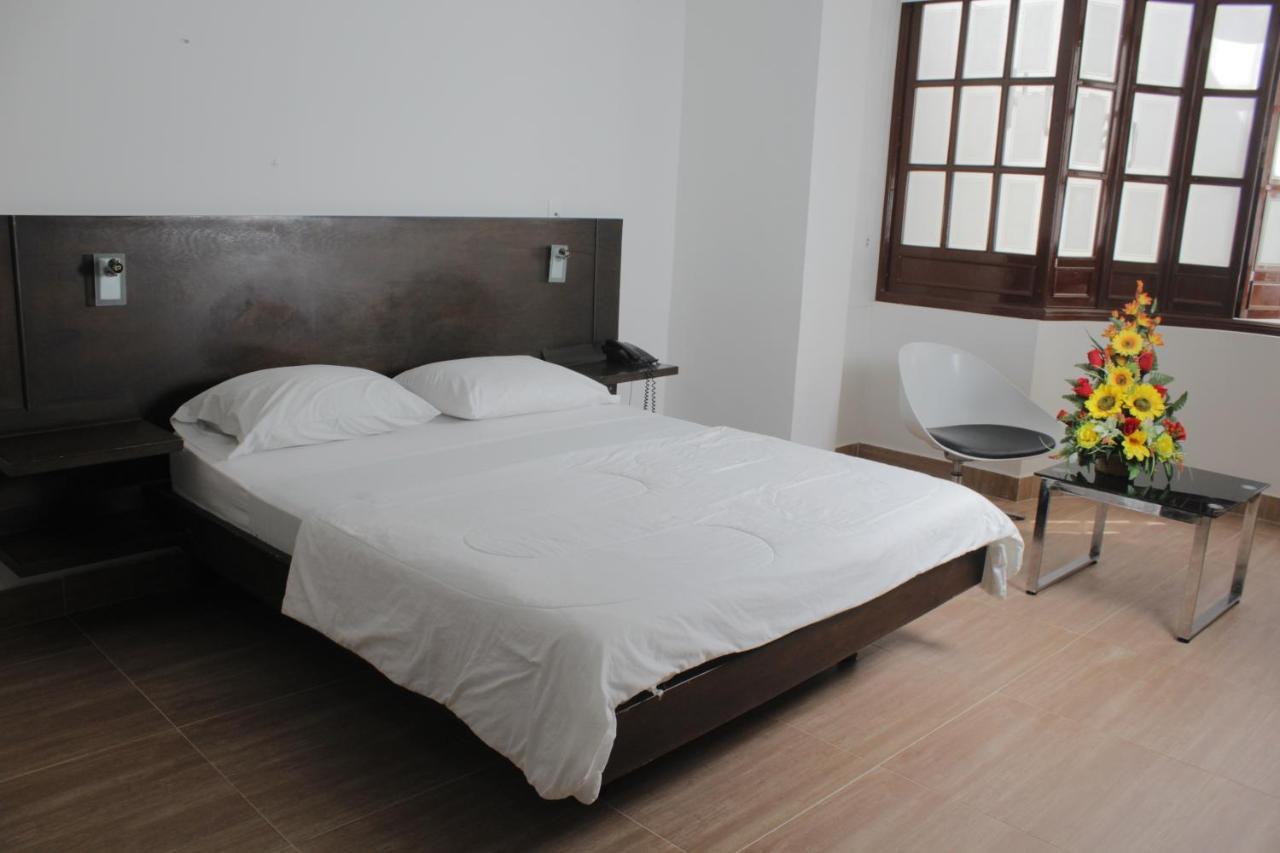Hotel Zaraya Cúcuta Εξωτερικό φωτογραφία